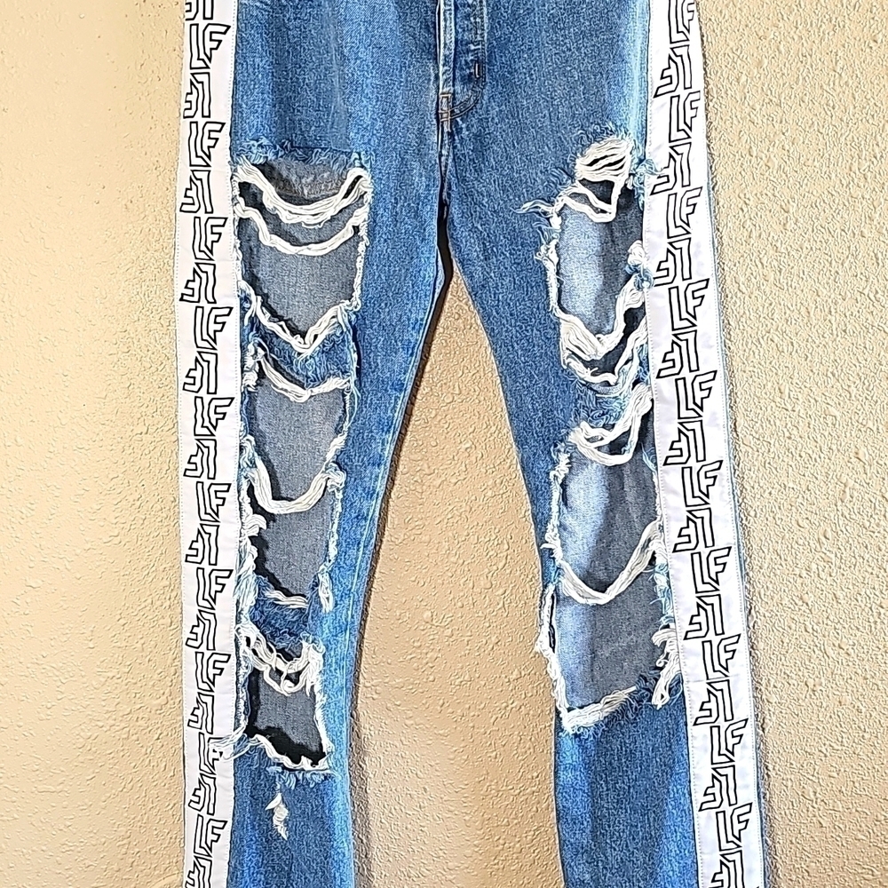 Lf Ripped Jeans. - Picture 2 of 11